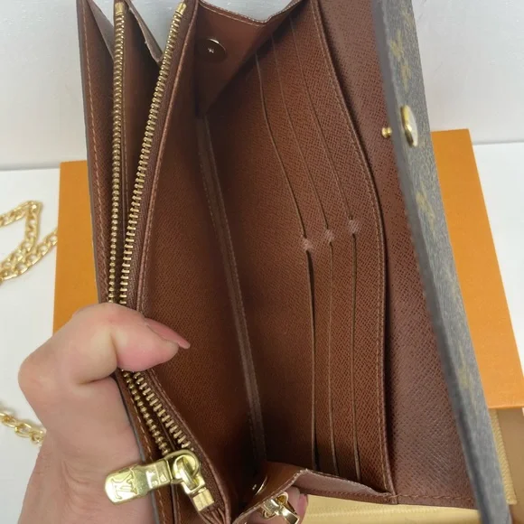 ⚡️⚡️💯AUTH Louis Vuitton Sarah wallet WOC ⚡️⚡️ - Picture 10 of 14
